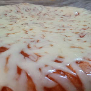 Pizza napolitana queso gouda