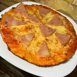 Pizza con Jamón