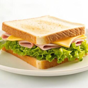 Sándwich de Jamón y Queso Gouda 
